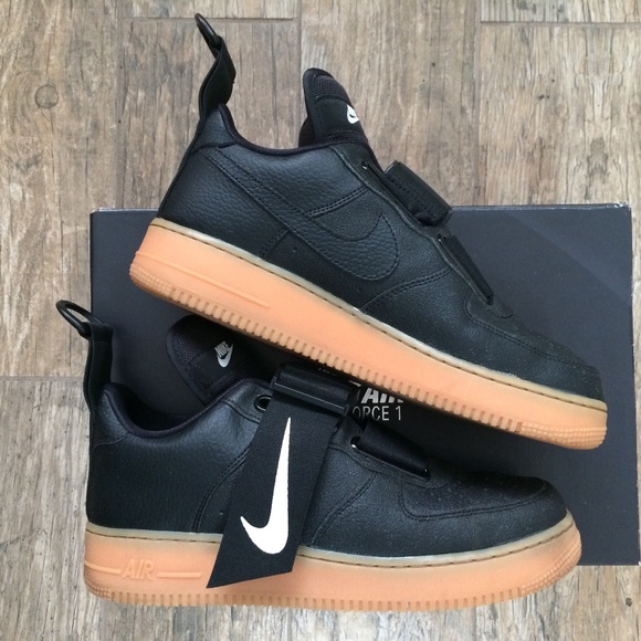 Air Force 1 Utility Size 9 (Used/Like New) - Picture 13 of 15